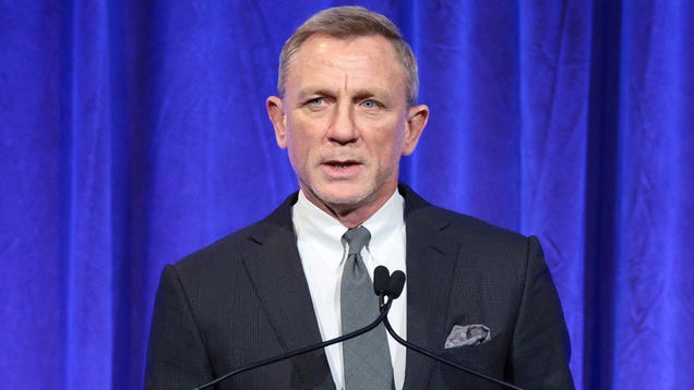 Daniel Craig Critiques Netflix's Streaming Strategy