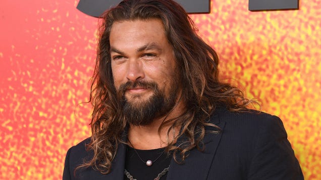 Momoa Set to Star in Upcoming Supergirl Movie